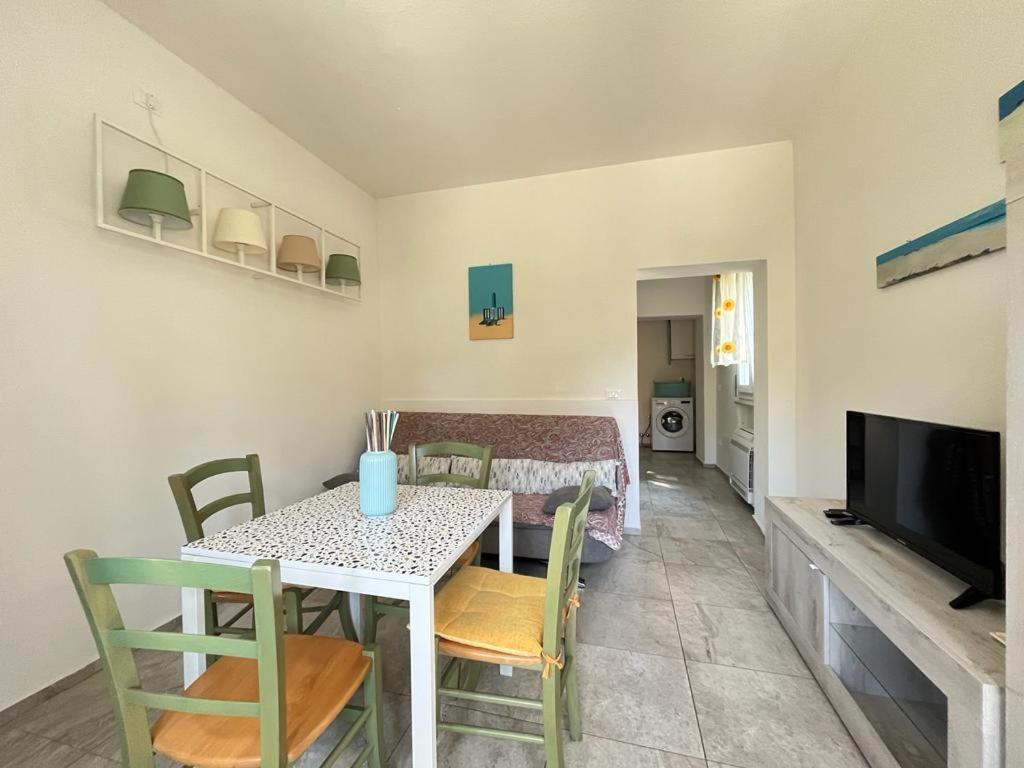 Pineta Apartament Tirrenia Εξωτερικό φωτογραφία
