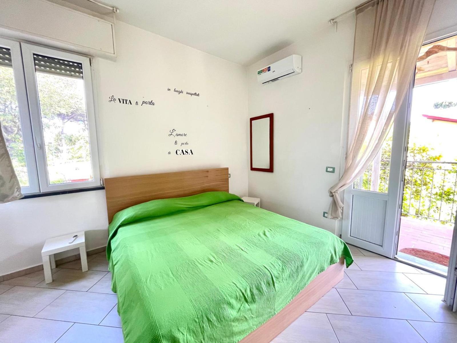 Pineta Apartament Tirrenia Εξωτερικό φωτογραφία