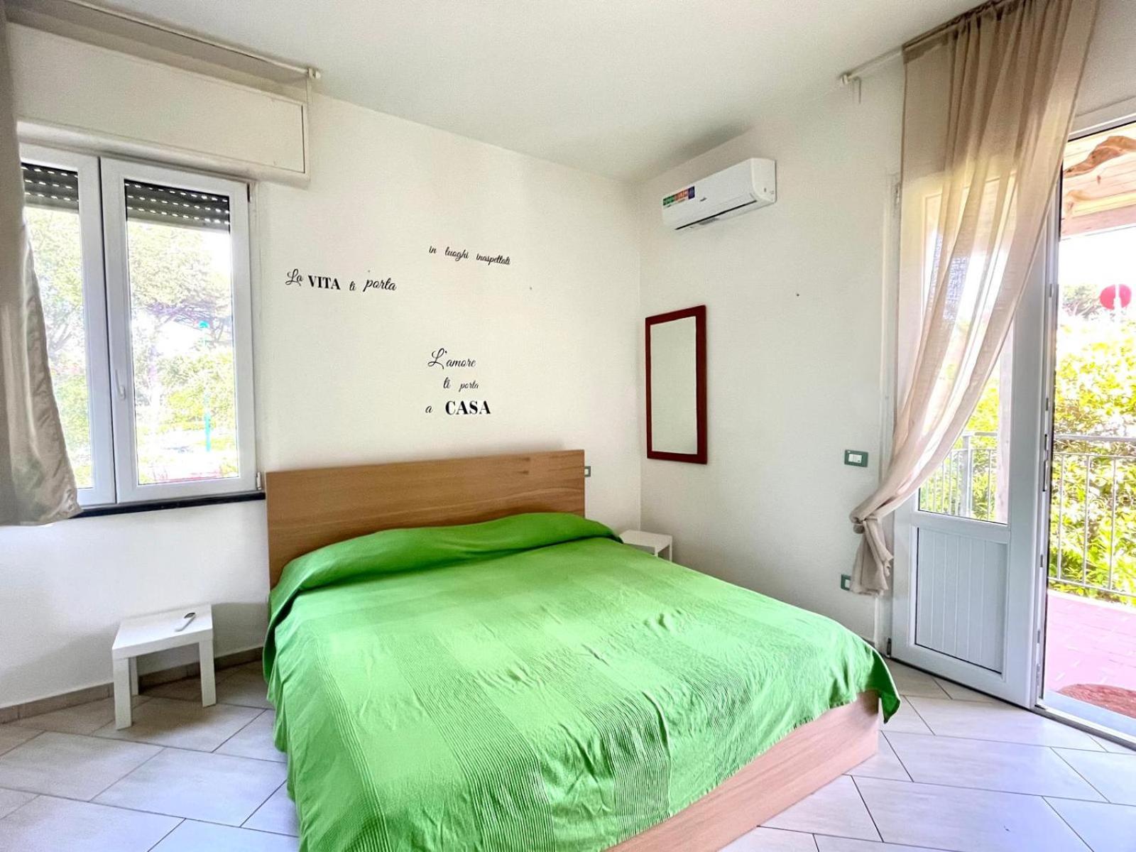 Pineta Apartament Tirrenia Εξωτερικό φωτογραφία