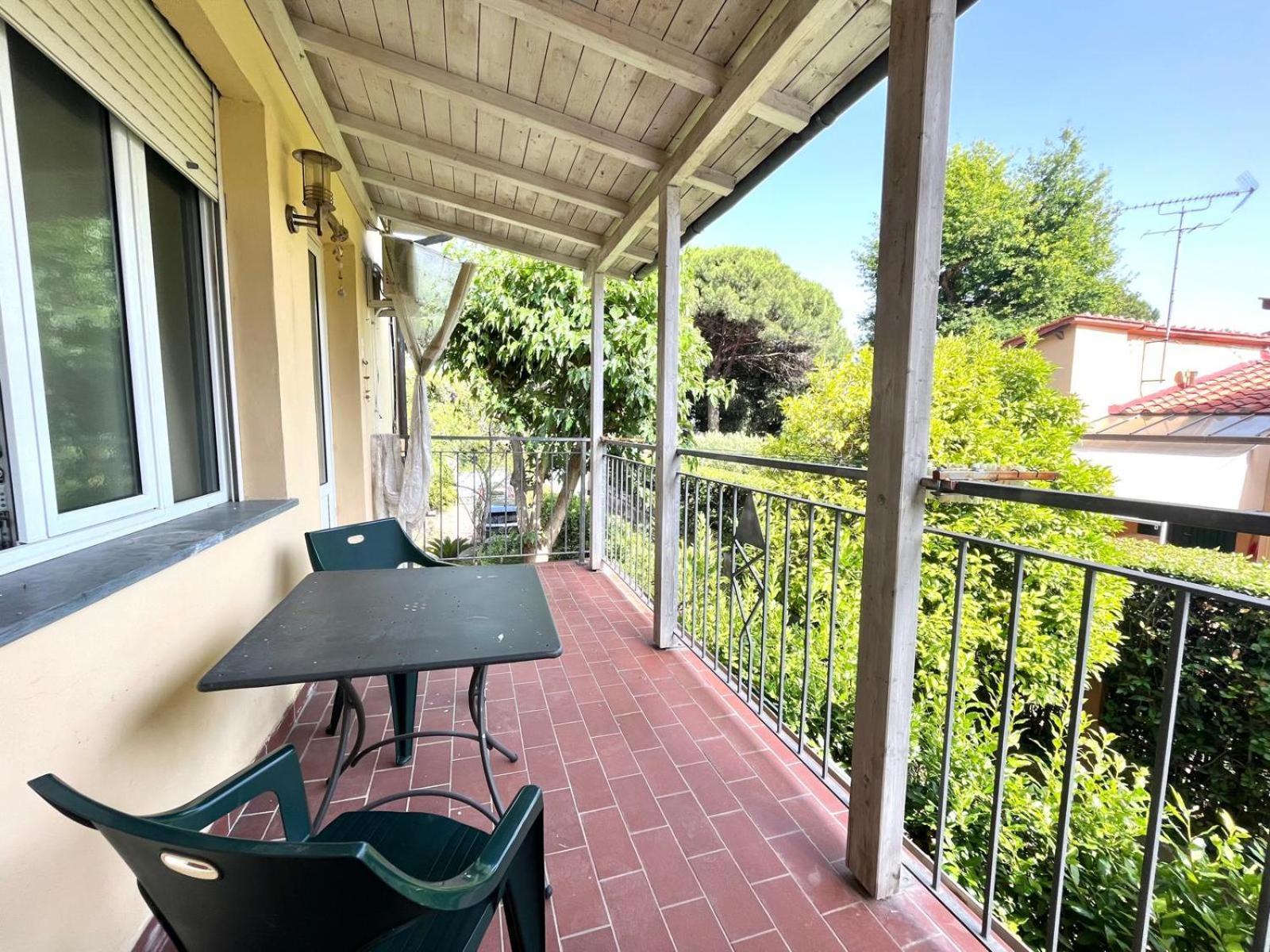 Pineta Apartament Tirrenia Εξωτερικό φωτογραφία