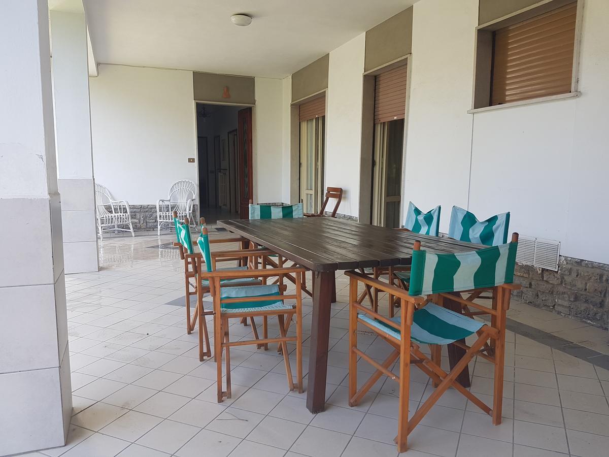 Pineta Apartament Tirrenia Εξωτερικό φωτογραφία